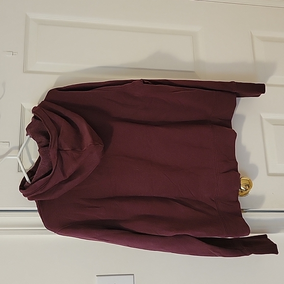 Under Armour sweate - Picture 4 of 4